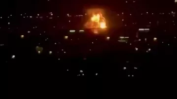 Несколько взрывов прозвучало прошедшей ночью в Дубае - 1