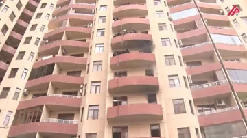 Bakıda yaşayış binasında yanğın söndürülüb, sakinlər təxliyə olunub