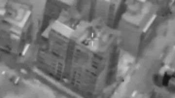 ВВС Израиля показали разрушение здания в Ливане