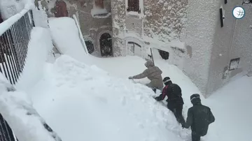 В центральных провинциях Италии в эти дни выпал снег