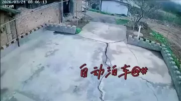 Видео с "умной" парковкой стало вирусным в соцсетях Азии