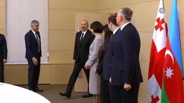 Prezident İlham Əliyevin Gürcüstanın Baş naziri İrakli Kobaxidze ilə geniş tərkibdə görüşü olub