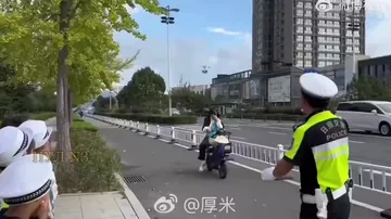 В Китае дети штрафуют настоящих нарушителей