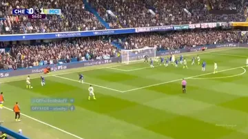 "Манчестер Сити" на выезде разгромил "Челси"-2