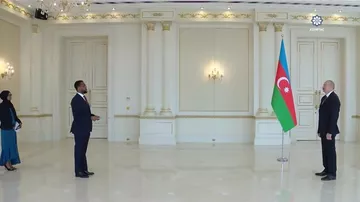 Prezident İlham Əliyev Somalinin Azərbaycanda yeni təyin olunmuş səfirini qəbul edib