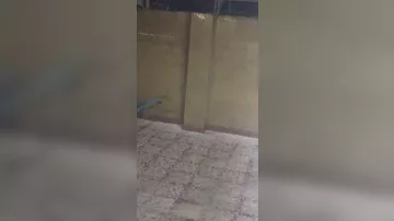 В Баку идёт град