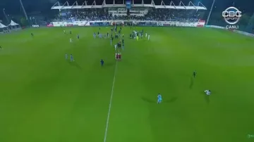 Матч "Зиря" - "Нефтчи" завершился скандалом: вмешалась полиция