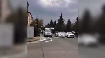 Paytaxtda sürücülərin çaşqınlığına səbəb olan yol ilə bağlı rəsmi açıqlama