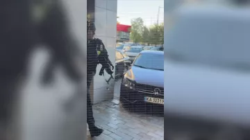 В Киеве ликвидирован стрелок, устроивший захват заложников в супермаркете-4