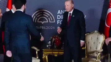 Bu görüntüləri müzakirə yaratdı