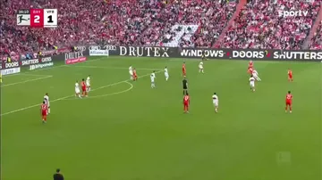 "Бавария" победила "Штутгарт" - 4