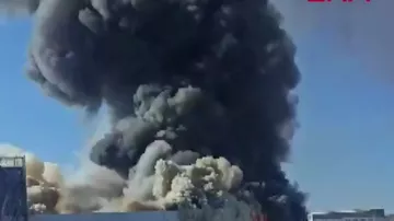 Пожар вспыхнул на лакокрасочном заводе в Анкаре