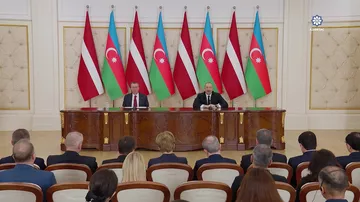Prezident İlham Əliyev və Latviya Prezidenti Edqars Rinkeviçs mətbuata bəyanatlarla çıxış ediblər