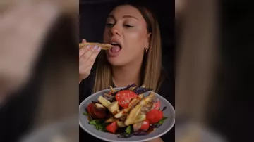 Xırt-Xırt badımcan salatı