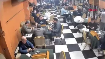 İstanbulda maraqlı panika: yüksək musiqini zəlzələ sandılar