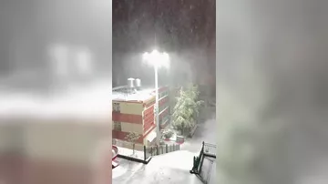 Сильный снегопад обрушился на Китай