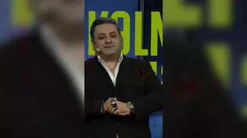 Makiyajsız görüntüsü ilə diqqət çəkdi