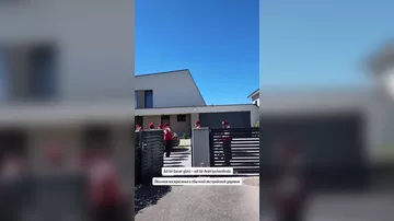 Азербайджанка показала обычное воскресенье в обычной австрийской деревне