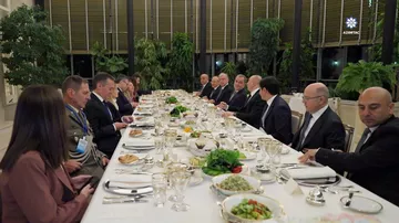 Prezident İlham Əliyevin adından İtaliya Nazirlər Şurasının sədrinin şərəfinə işçi şam yeməyi verilib