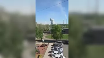 Сильный взрыв на крупном заводе в Казахстане