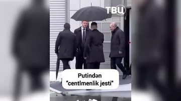Putin jesti ilə diqqət çəkdi