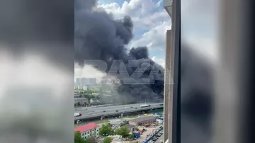 В Москве вспыхнул крупный пожар - 2