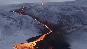 Там, где встречаются лед и пламя