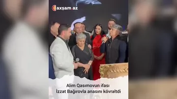 Alim Qasımovun ifası İzzət Bağırovla anasını kövrəltdi