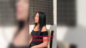 Daha bir ədəbsiz mahnı çıxdı