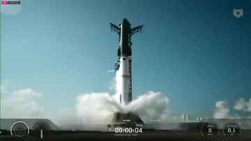 SpaceX провела успешный тестовый полет своей лунной ракеты
