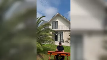 Elçin villasından görüntü paylaşdı