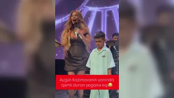 Aygün Kazımovanın yanında yeganə qəmli KİŞİ