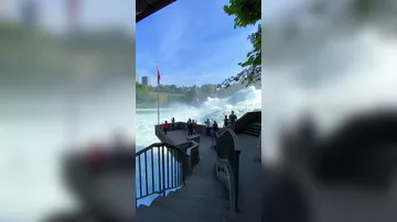 Водопад Райнфалль в Швейцарии