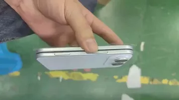Будущий складной iPhone показали на видео