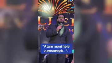 Müğənni Ayaz Babayev ifa edərkən maraqlı an yaşanıb