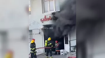 Bakıda obyekt yanır 3