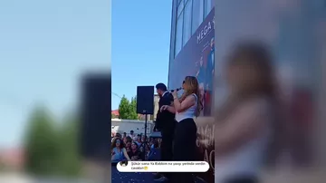 Şəbnəmin səhnədə başına İŞ GƏLDİ