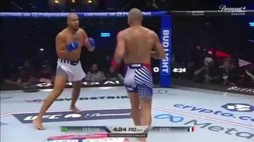 Ağ Evdə UFC gecəsi: Yeni çempion bəlli oldu