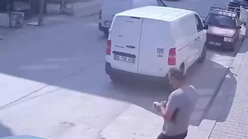 В Анкаре мужчина остановил грузовик без водителя