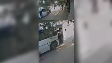 Bakıda avtobus 75 yaşlı qadının üstündən keçdi