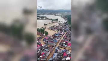 Сильное наводнение в городе-миллионнике Китая