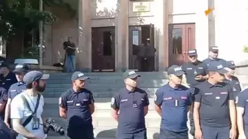В Ереване реваншисты протестуют против результатов выборов2