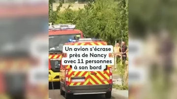 Во Франции 11 человек погибли при крушении самолета