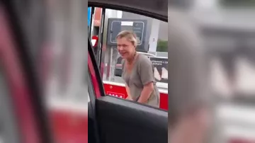 30 litr benzin alan rus qadınların sevinci
