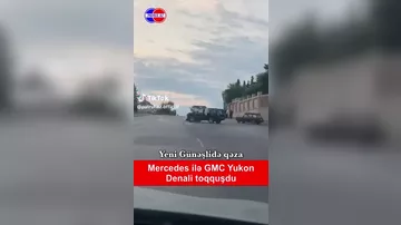 В Баку столкнулись два автомобиля -1
