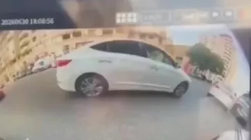 Bakıxanov qəsəbəsində əks yola çıxan sürücü qəza törətdi