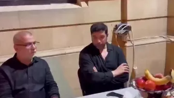 Hacı Surxay Məmmədli UFC turnirində qələbə qazanan Rafael Fiziyevlə görüşüb və ona üzük hədiyyə edib