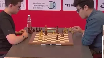 Азербайджанский шахматист вышел в финал триатлона Masters на фестивале в Биле