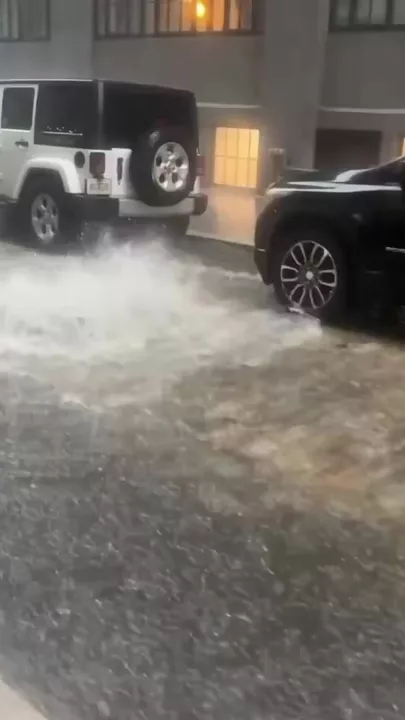 Нью-Йорк оказался под водой-3