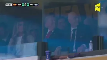 Donald Tramp FIFA prezidenti ilə birlikdə Dünya Çempionatının final oyununu izləyir